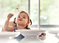 宝宝多大时可以添加辅食？注意这五个阶段教你如何为宝宝增加健康辅食