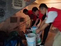 “潔凈社區(qū)環(huán)境 守護(hù)居民健康” 市殘疾人康復(fù)中心黨員志愿者進(jìn)社區(qū)服務(wù)活動(dòng)