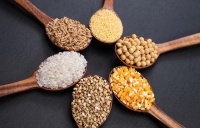 警惕粗粮过量食用对脑梗的影响及正确食用方法