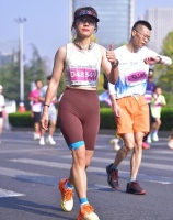 女跑者的尷尬，重要部位越跑越??！