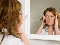 面部呈現(xiàn) 松、垮、垂 這些松弛下垂的現(xiàn)象，應(yīng)該怎樣改善？