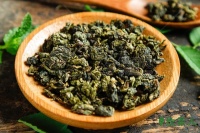 最適合秋季養(yǎng)生的10種茶，烏龍茶/菊花茶/玫瑰花茶/黑茶