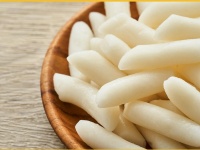 【步驟圖】韓式炒年糕的做法