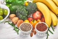 飲食熱量與健康的平衡策略：從減肥到營(yíng)養(yǎng)的全方位探討