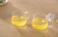 橙子和檸檬泡水喝的功效：營養(yǎng)專家詳解柑橘類飲品的健康價值