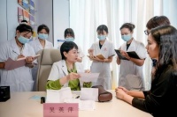 手指肿痛两月，调理一月显效，吴英萍医生助患者破“类风湿”困局