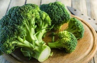 西蘭花這樣吃，竟然最健康！學(xué)會(huì)了，做給家人吃！