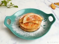 1根香蕉2个鸡蛋，教你做营养早餐，不炸也不烤，不上火更健康