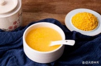 为什么都说玉米粥养胃？玉米粥虽好，2类人不宜多吃