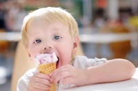 冰雪風情冰淇淋，新鮮、健康、品質(zhì)，滿足你的吃貨欲