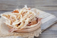 魷魚(yú)絲：美味的海洋食材，你不能錯(cuò)過(guò)的味道