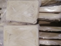 超市里的鱿鱼丝是真的鱿鱼吗？揭开鱿鱼丝的成分与营养价值