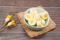 低估了早上吃香蕉，从145减到115，掉秤真爽啊