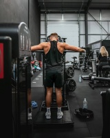 2025最新男女標(biāo)準(zhǔn)體重表！你達(dá)標(biāo)了嗎？屬于完美身材嗎？