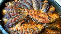 一大厨说漏嘴，把制作酥鱼的配方说了出来，鱼肉香浓、酸甜咸香