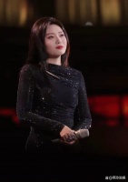 李雪琴是怎么做到的？减掉几十斤肉，真厉害，不愧是北大毕业的！