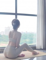 高效利用办公时间的瑜伽放松方案