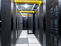 数据中心锂电化潮起：为什么说霍尔传感器决定了UPS的“生死线”？