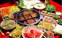 重庆火锅的荤素搭配指南：美味无穷的必点菜