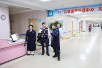 谭力海教授莅临九江妇幼保健院指导儿童脑智发育工作