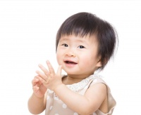 婴儿多大开始说话？0