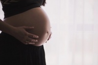 在家坐月子和月子中心差别到底有多大？妇科医生这样说……