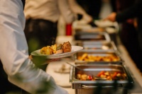 无数人追捧的“少食多餐”减肥法，可能会让你越减越肥！90% 的人都做错了