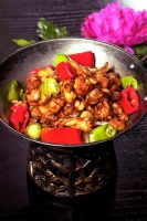 苹果养生四法：温润滋养 轻盈暖身在日渐繁忙的生活节奏里，一杯温热煮就的