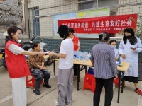 麒麟社区开展“优生优育”免费孕前检查宣传