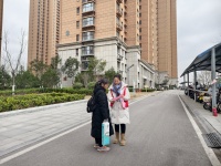 【培育和践行社会主义核心价值观】万官社区：湿冷天气护安康 社区宣传暖民心