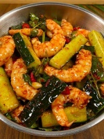 告别 “饮食焦虑”！用 3 个微习惯建立轻松健康的进食心态