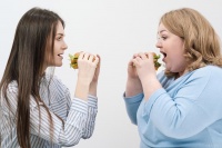 如何改变情绪性进食的习惯？