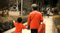 解析二胎带来的经济与家庭负担，以及应对策略