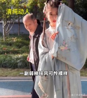 安徽女子因身型健美，不管到哪都是焦点，男友：爱她，但不能娶她