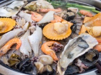 海鲜滋补身体，和什么食材搭配食用更养生？