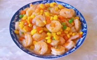 「美食菜谱」什锦虾仁：色彩斑斓，美味又健康的海鲜佳肴！