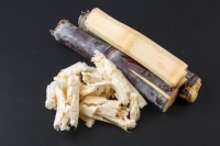 冬天甘蔗正大量上市，提醒：万不可与“3样”食物一起吃，吃甘蔗也有禁忌，要了解清楚