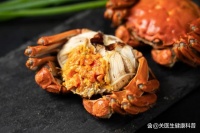 螃蟹成为关注对象！医生发现：吃大闸蟹时，千万多留意这几点