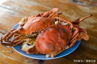 辟谣：螃蟹和柿子不能一起吃？