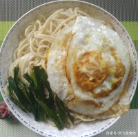 轻食一天做两顿，饭菜简单不将就，营养美味又爽口，真好吃
