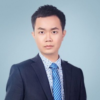 一个月前我在网上购买**吸油膏。承诺十天无效退款。我用十天后没效果找她，他们让我暂停药，开一些中药调理，现在中药服完了找他们，他们不回信息了。我怀疑是骗子。我现在该怎么办？