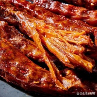 香到骨头里的酱烤鸭脖，好吃到嘬手指！