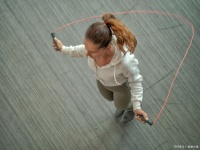 一天跳多少绳能减肥？医生拆解科学原理，不同人群对应不同数