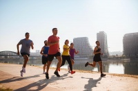 每天跑步多少公里才能达到最佳减肥效果？专家建议这个范围