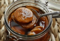 此水果在醋里泡一天，每天吃3片清除体内毒素，防癌，降三高！