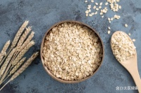 燕麦加两物，每天喝一杯，瘦身养容颜！