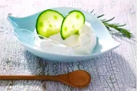 八种酸奶搭配食物，轻松实现减肥目标