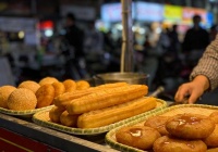 早餐尽量别碰这3种食物，多数人每天在吃，难怪肠胃越来越差