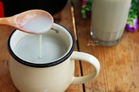 不用加糖，却有甜味，热量很低，减肥人士也大口大口可以喝的豆浆