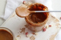 想健康生活又控制体重？花生酱的功效与作用了解一下！